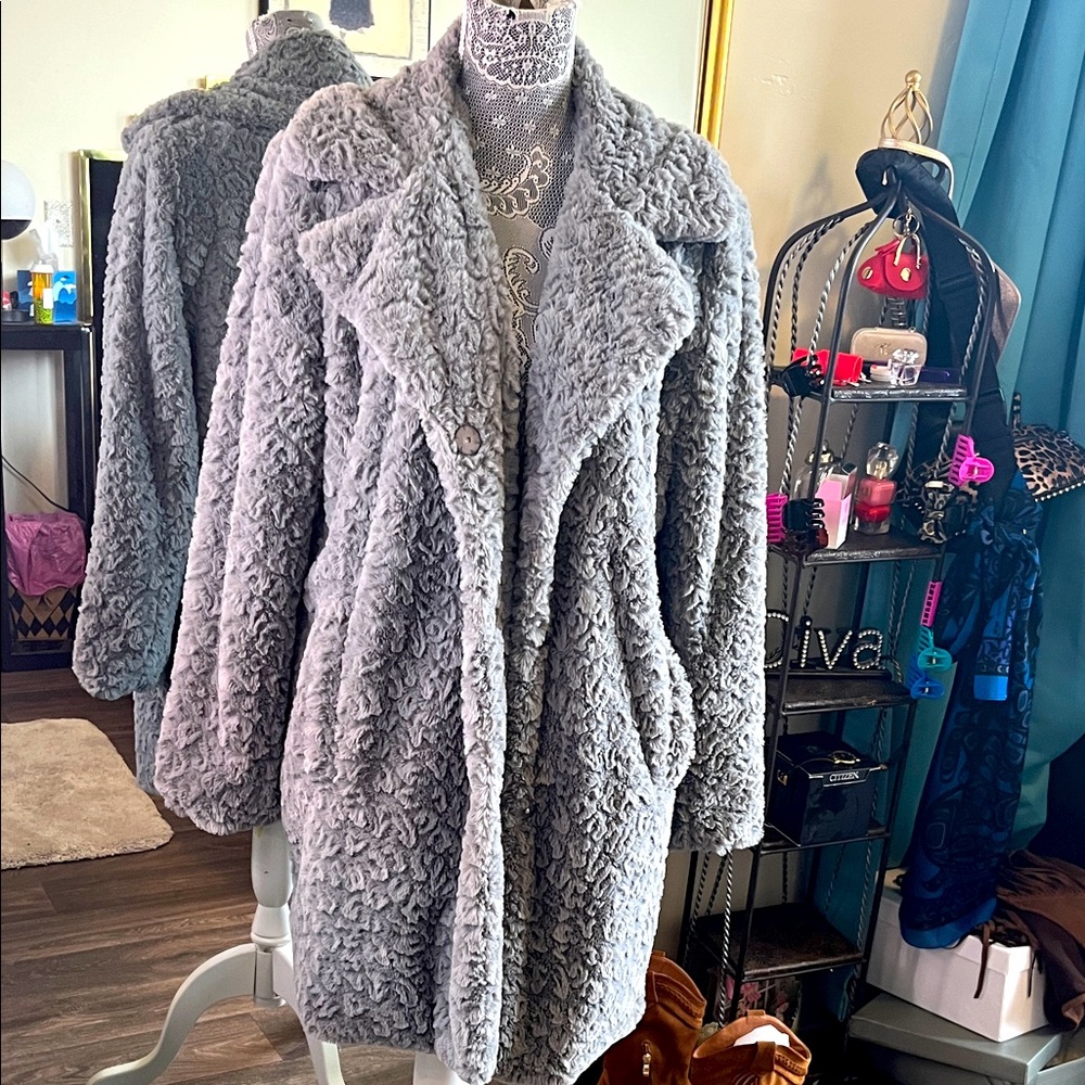 Kenneth Cole Plush Gray Teddy Jacket